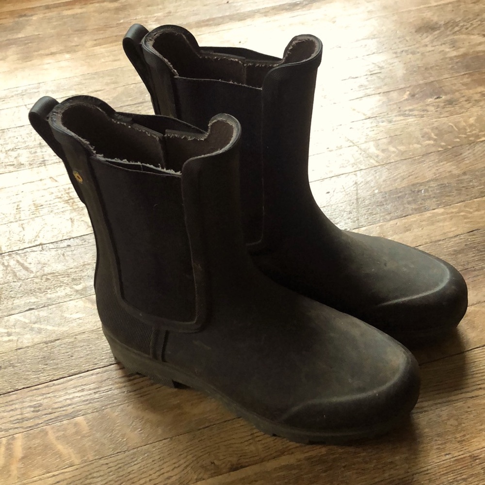 Waterproof Bogs Size 6
